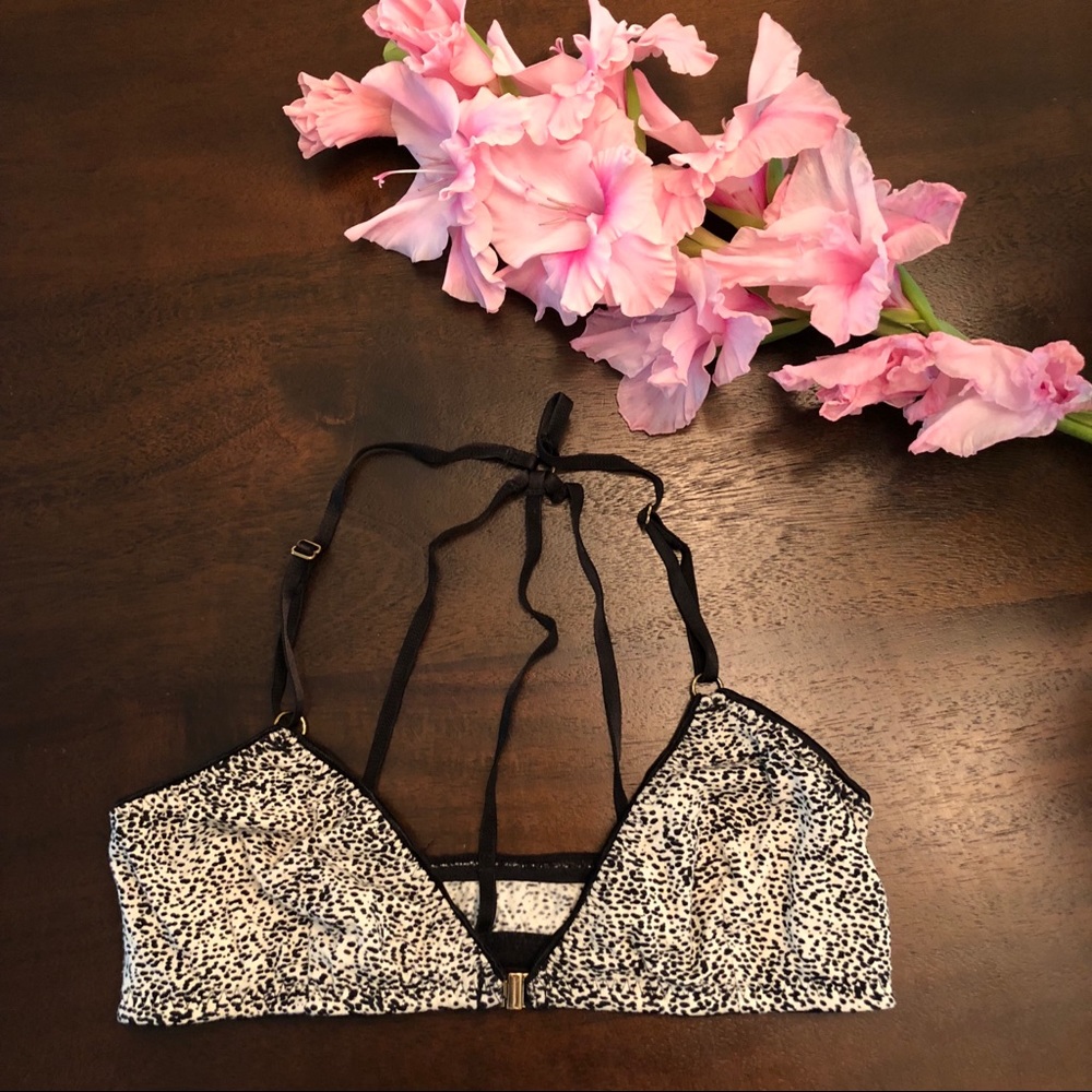 Underprotection Bralette